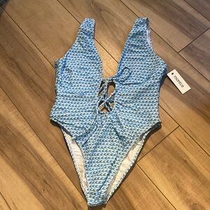 Montce The Wave One Piece
